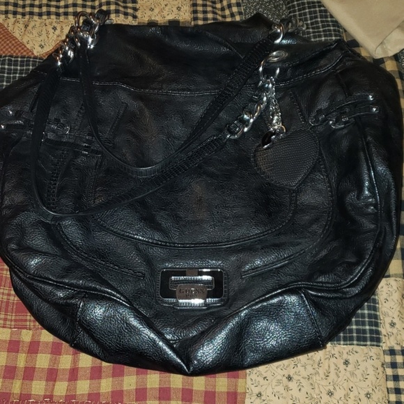 Guess Handbags - Guess Purse Guess Handbags - Guess Purse